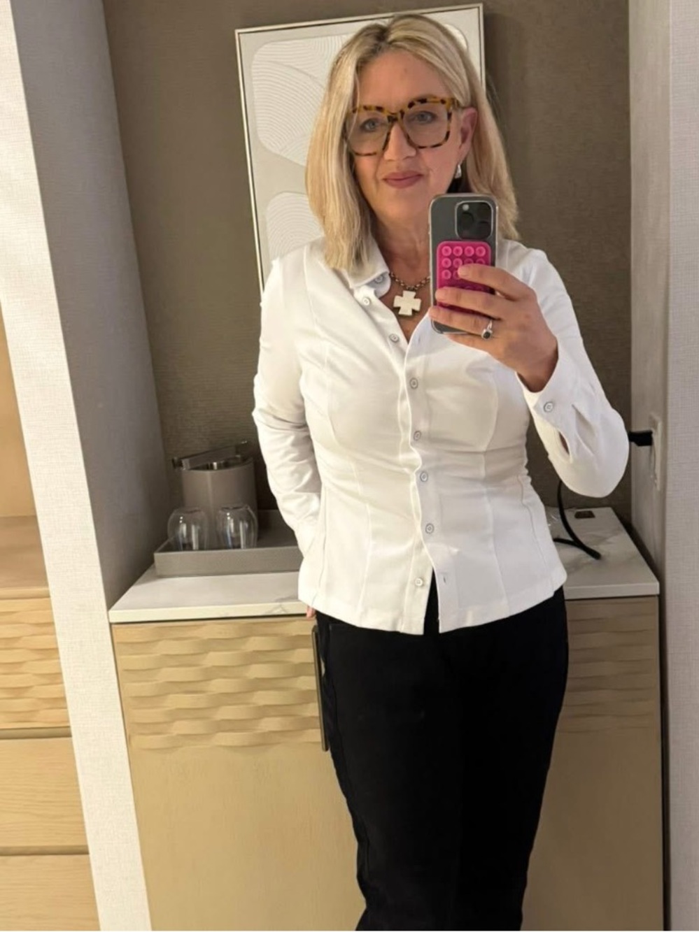 cabi perfect top - Picture 4 of 8